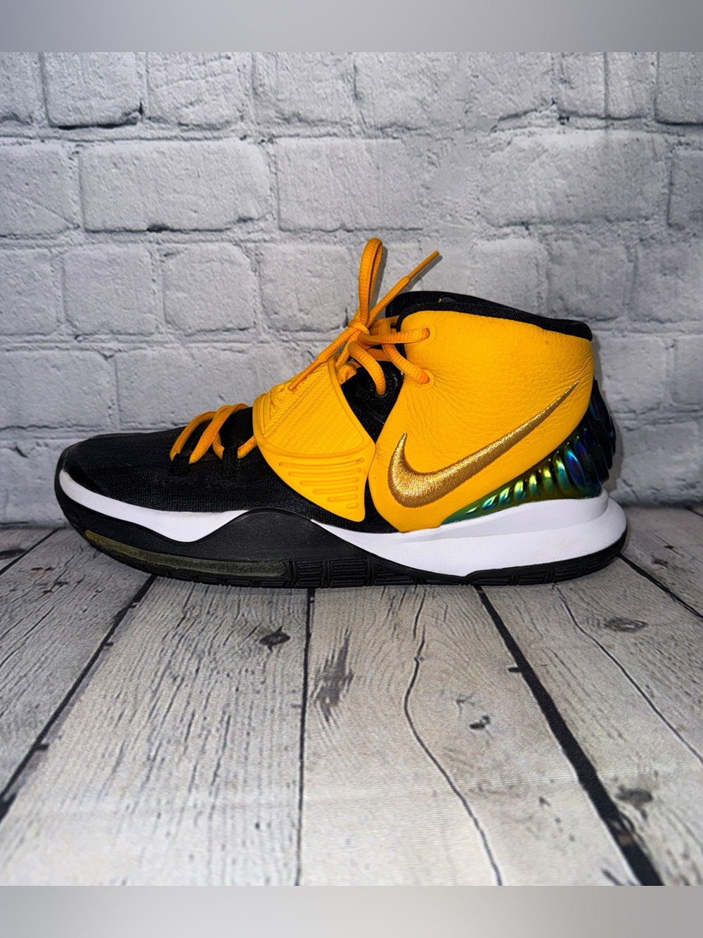 Nike Kyrie Basketball Sneakers